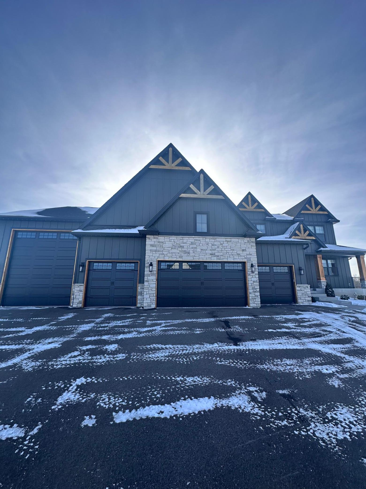 2746  154th Lane NE, Ham Lake, MN