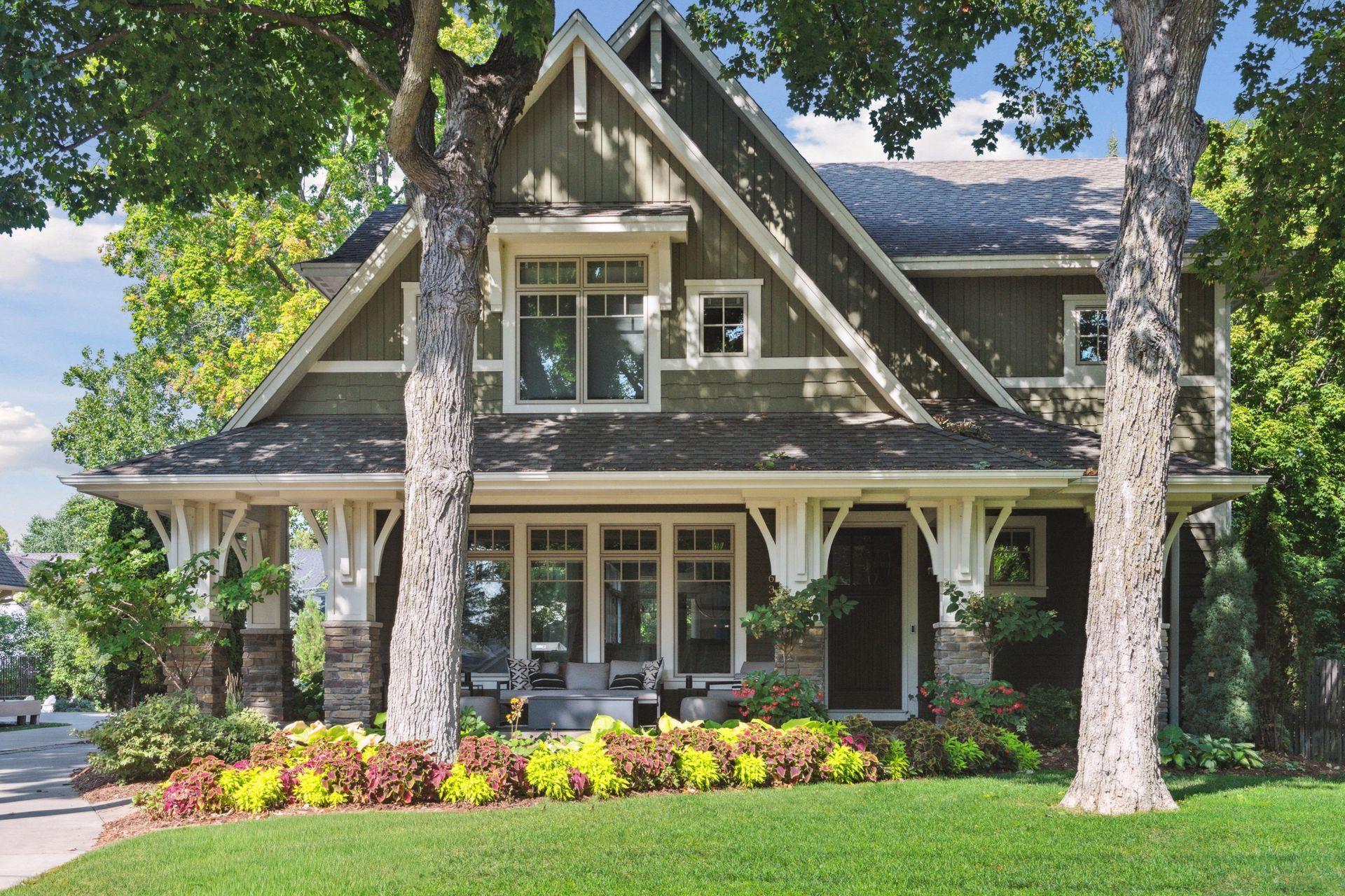 633  Park Street E, Wayzata, MN