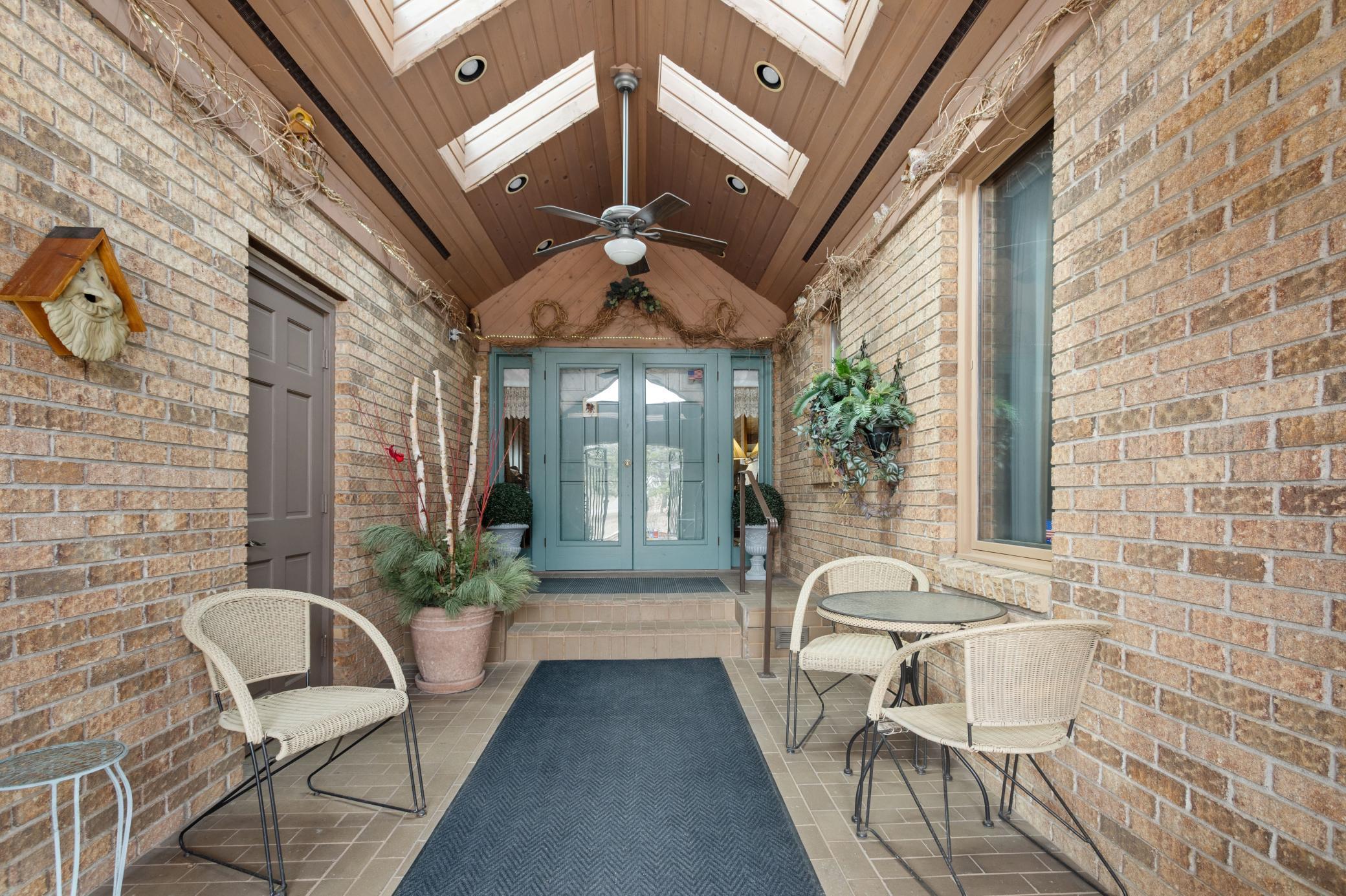 1128  Benton Street, Anoka, MN