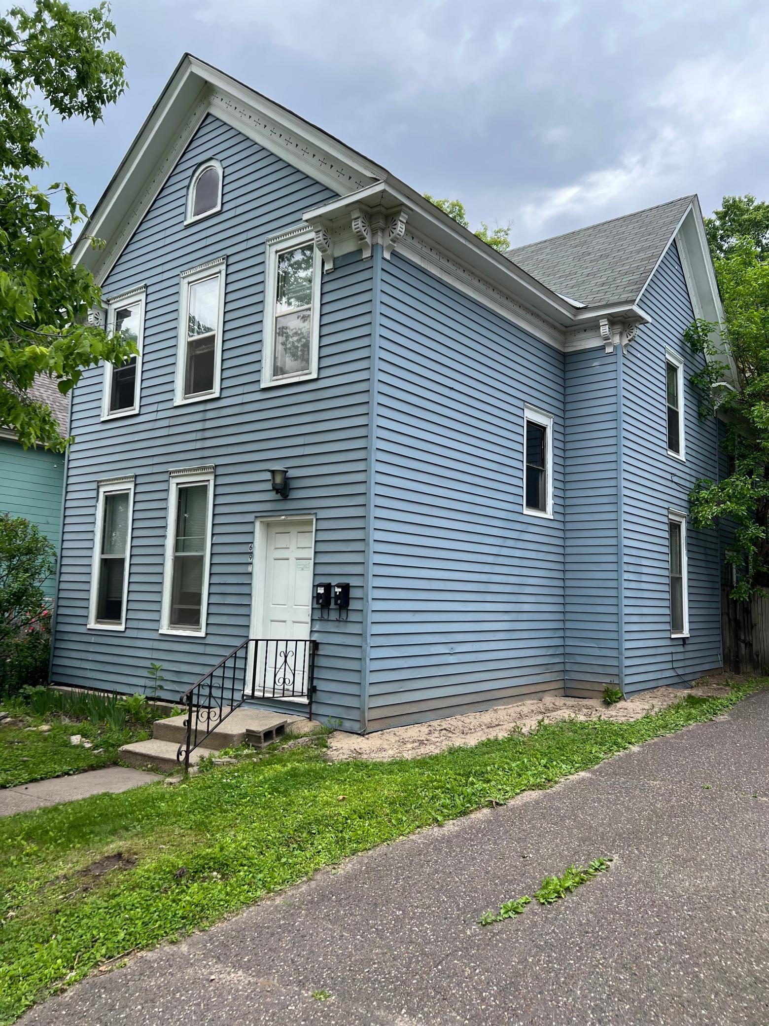 691  Conway Street, Saint Paul, MN