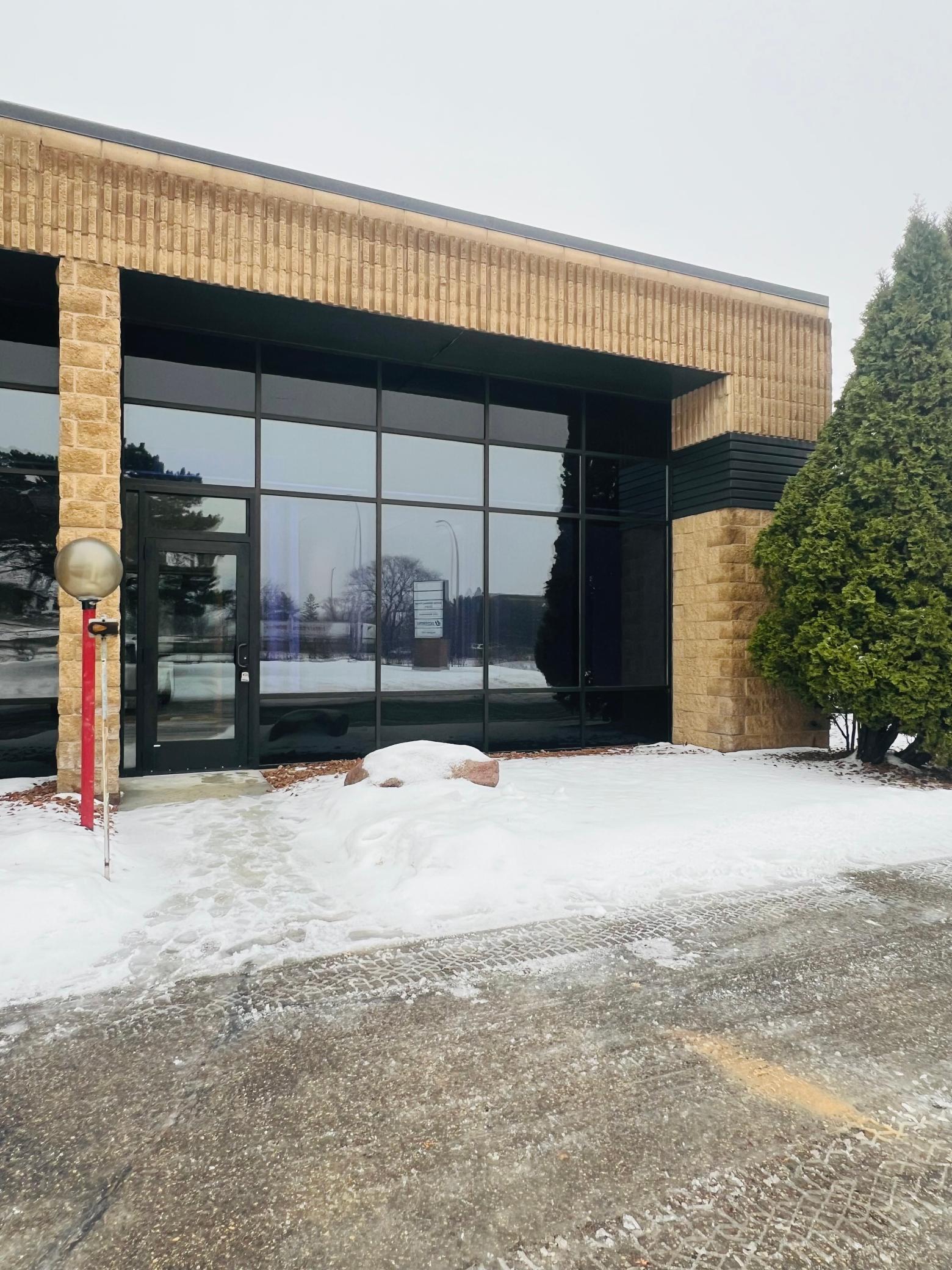 1860  Wooddale Drive, Woodbury, MN