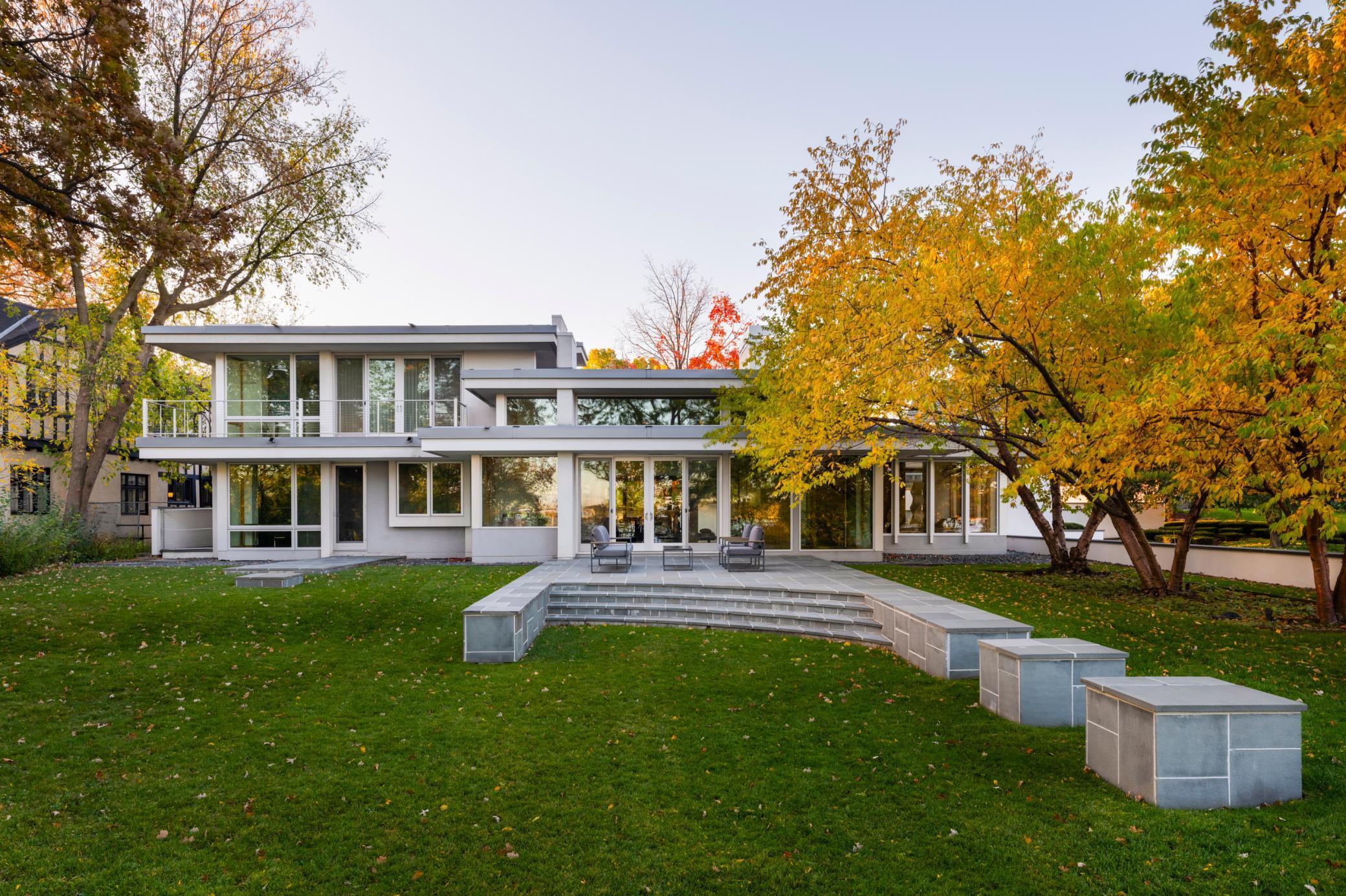 4855 E Lake Harriet Parkway, Minneapolis, MN