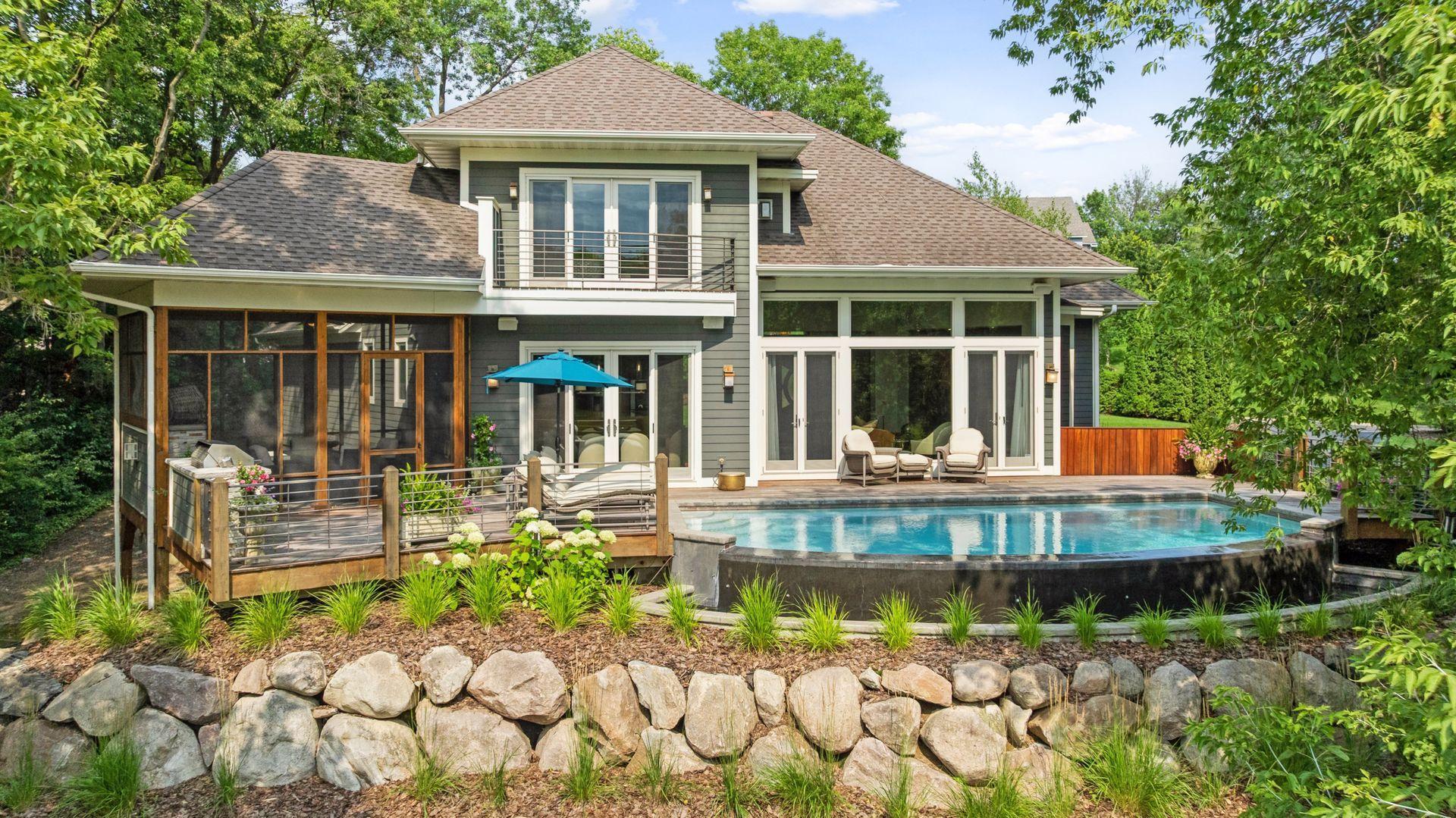 15  Queensland Lane N, Plymouth, MN