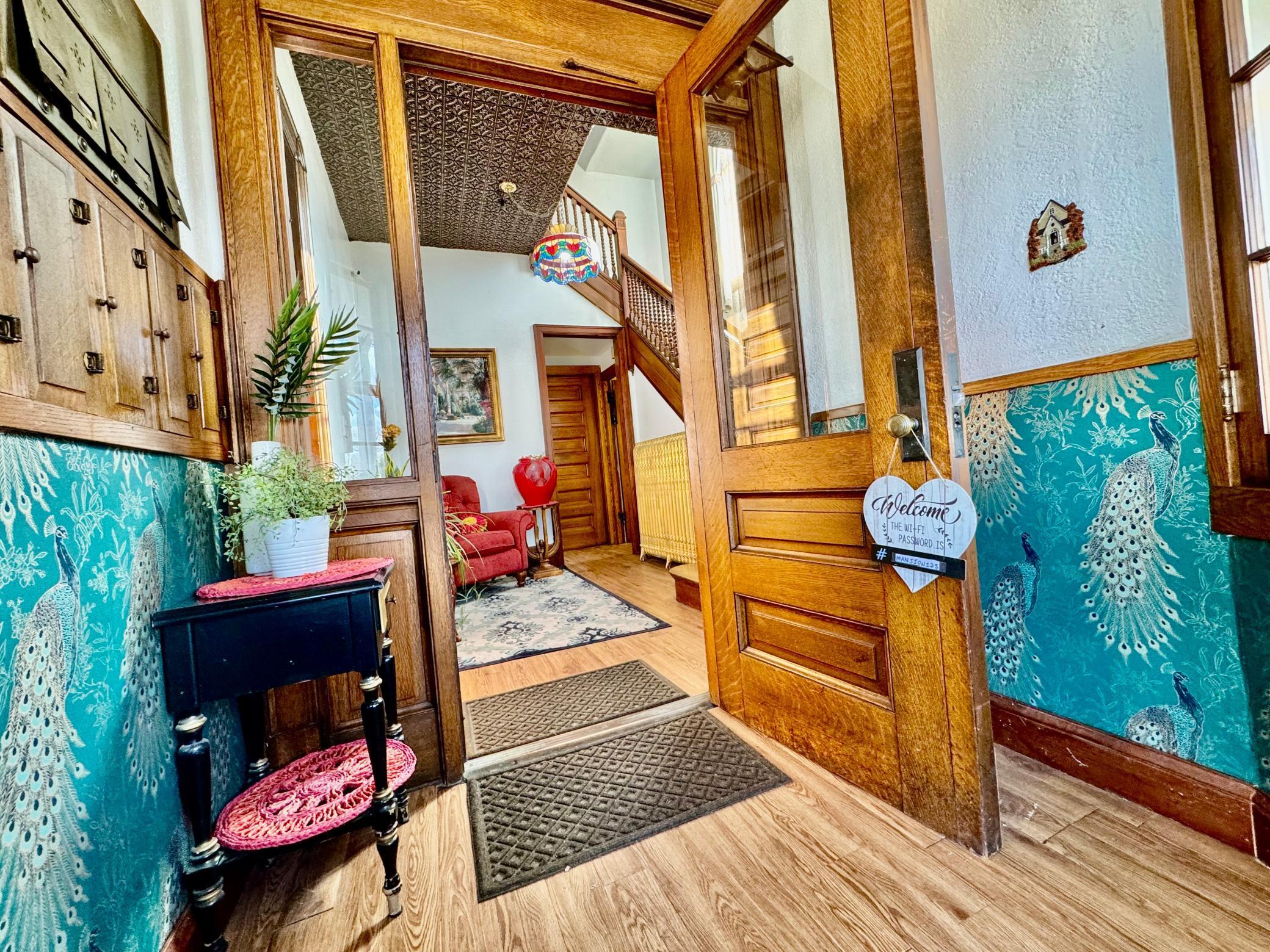 1464  Minnehaha Avenue W, Saint Paul, MN