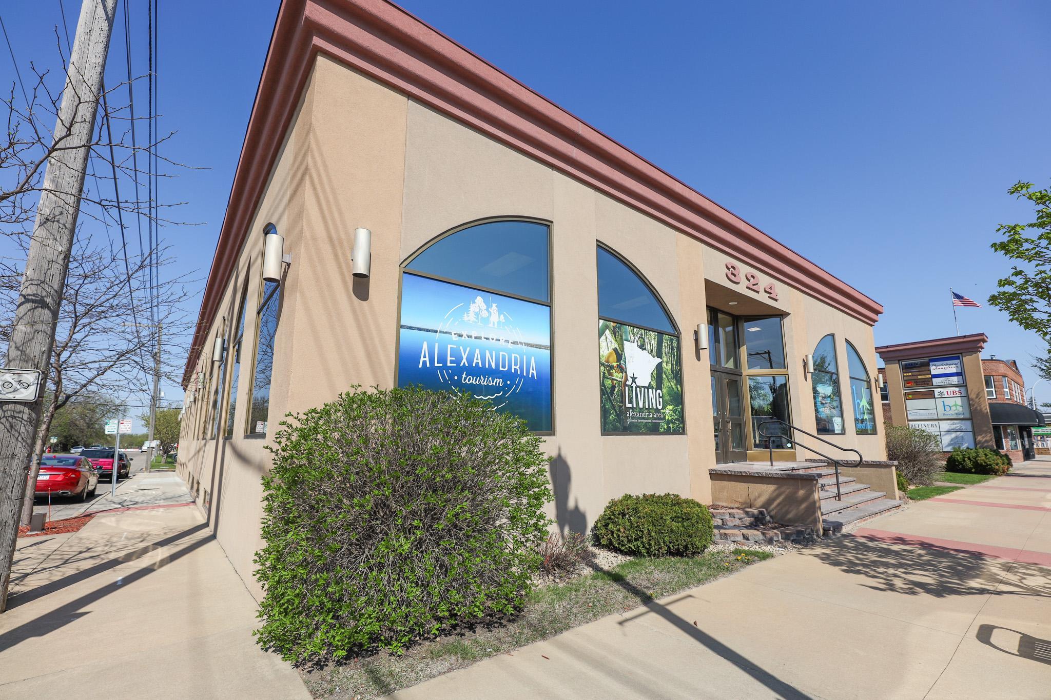 324  Broadway Street, Alexandria, MN