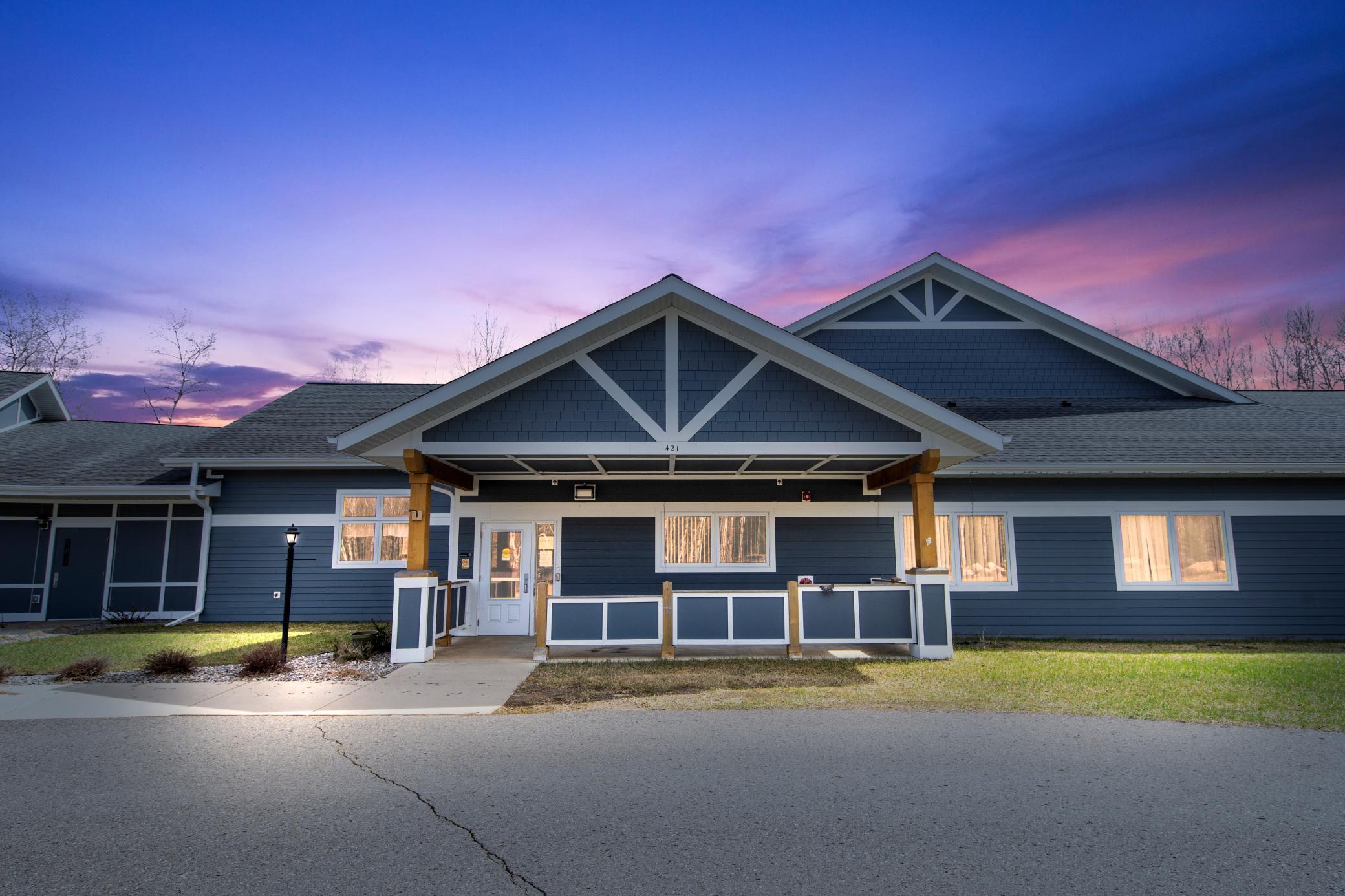 421  Kennedy Memorial Drive, Hoyt Lakes, MN