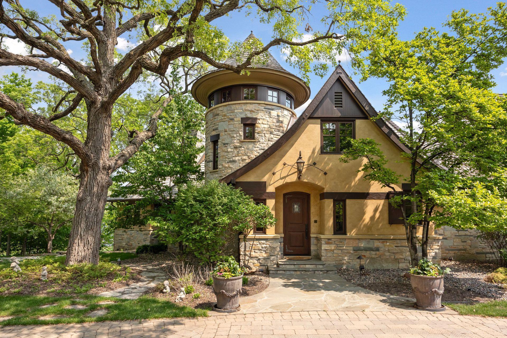 12535  Beach Circle, Eden Prairie, MN