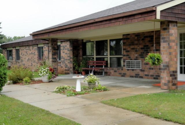 109  4th Avenue N, Parkers Prairie, MN