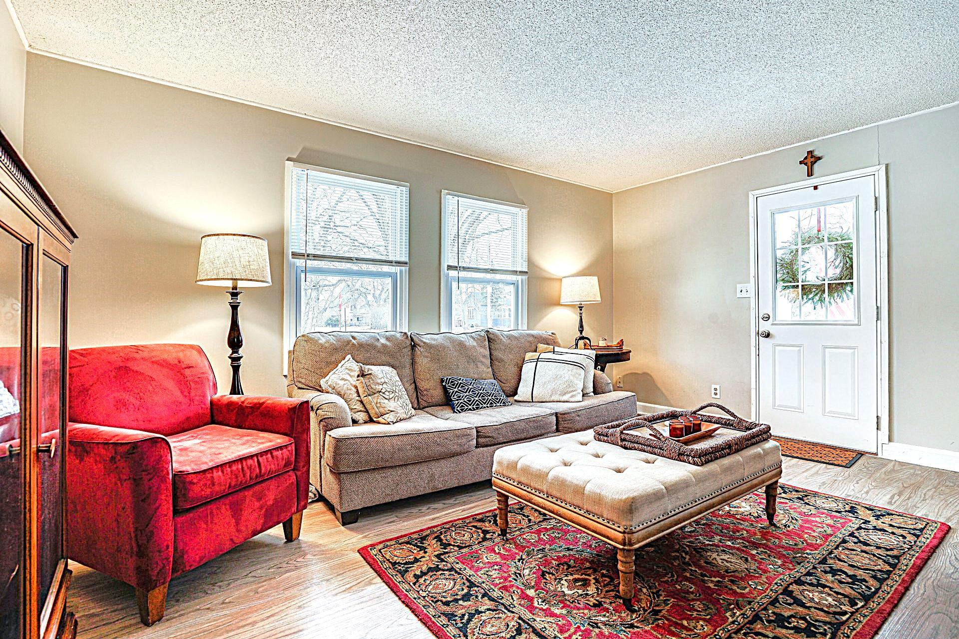 16724  Upper 5th Street N, Lakeland, MN