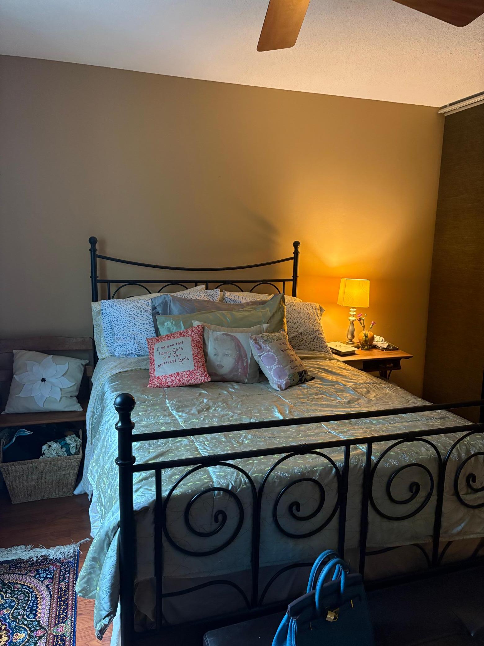 2616  Harriet Avenue, Minneapolis, MN