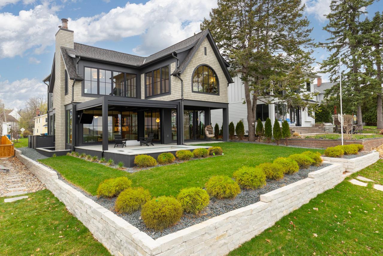 254  Lake Street, Excelsior, MN