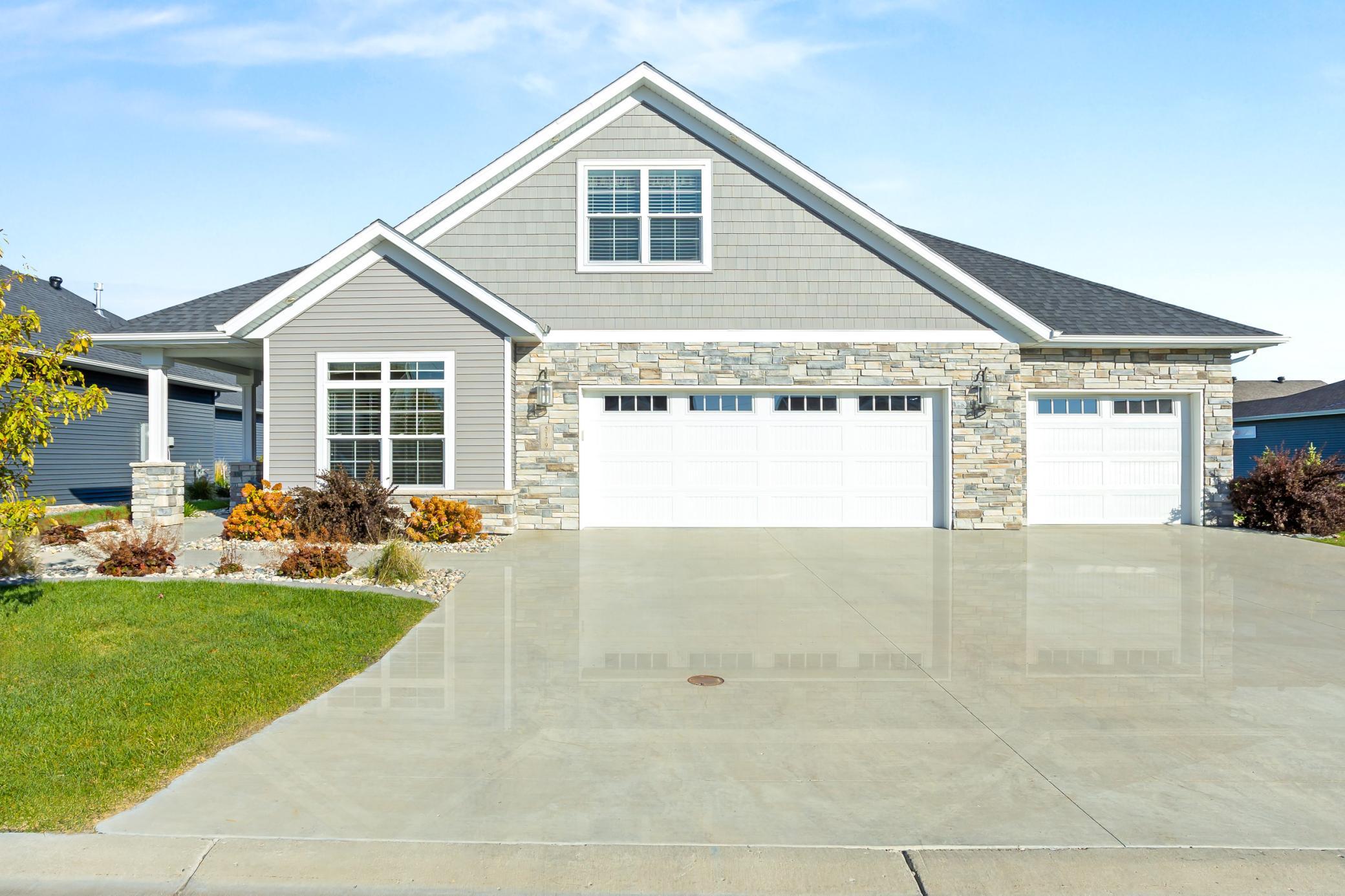 5179  Mira Way W, West Fargo, ND