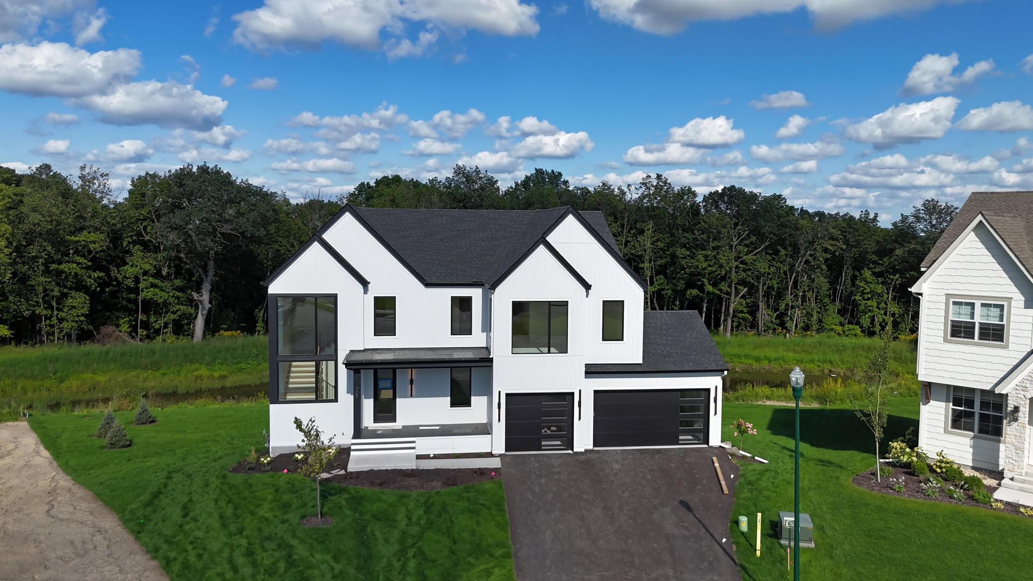 705  Ensconced Way, Chaska, MN