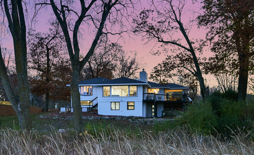 19860  Cottagewood Road, Deephaven, MN