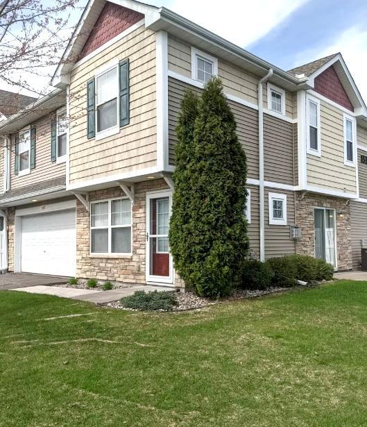 15375  60th Avenue N, Plymouth, MN