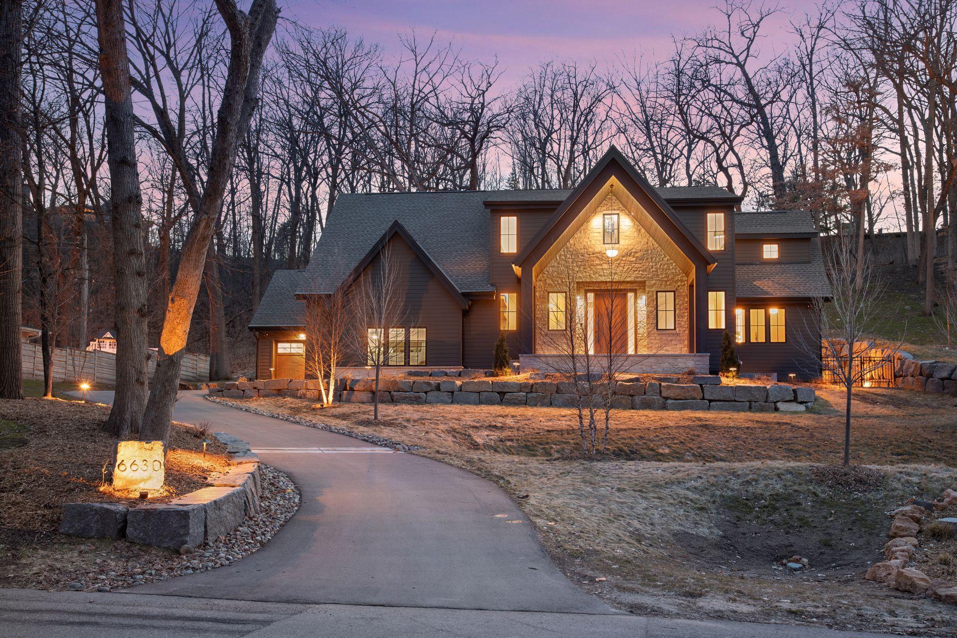 6630  Dakota Trail, Edina, MN