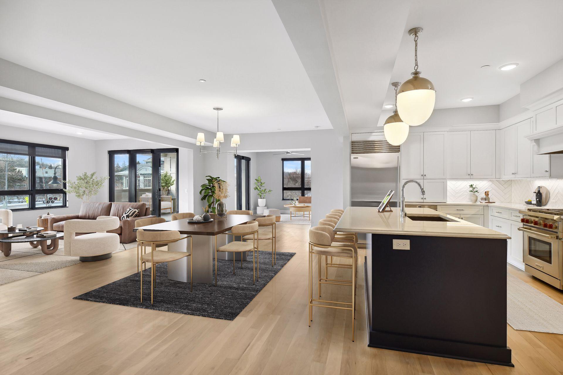 222  Ferndale Road S, Wayzata, MN