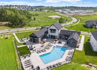 10412  Robinwood Road, Chaska, MN