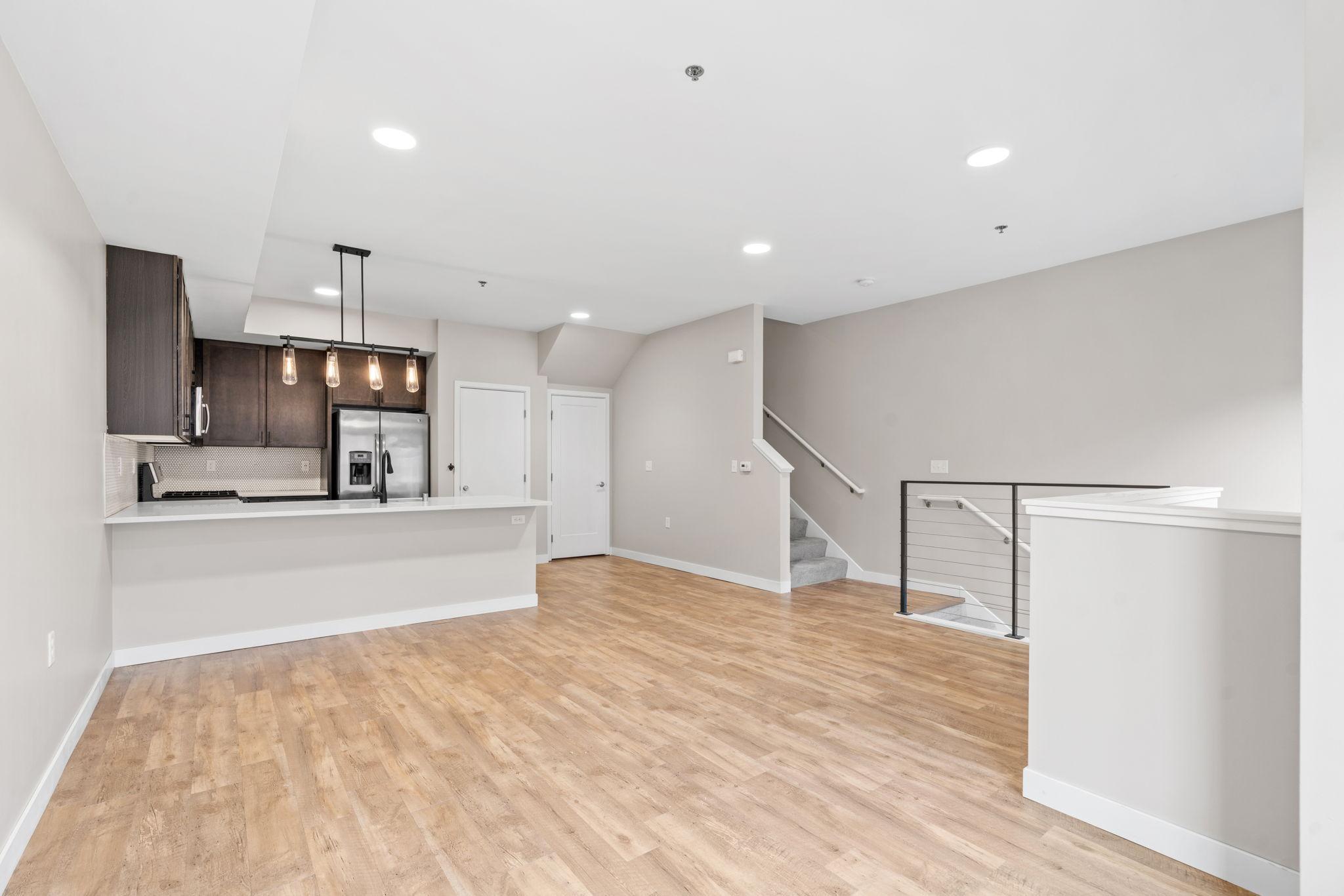 120  Hennepin Avenue, Minneapolis, MN