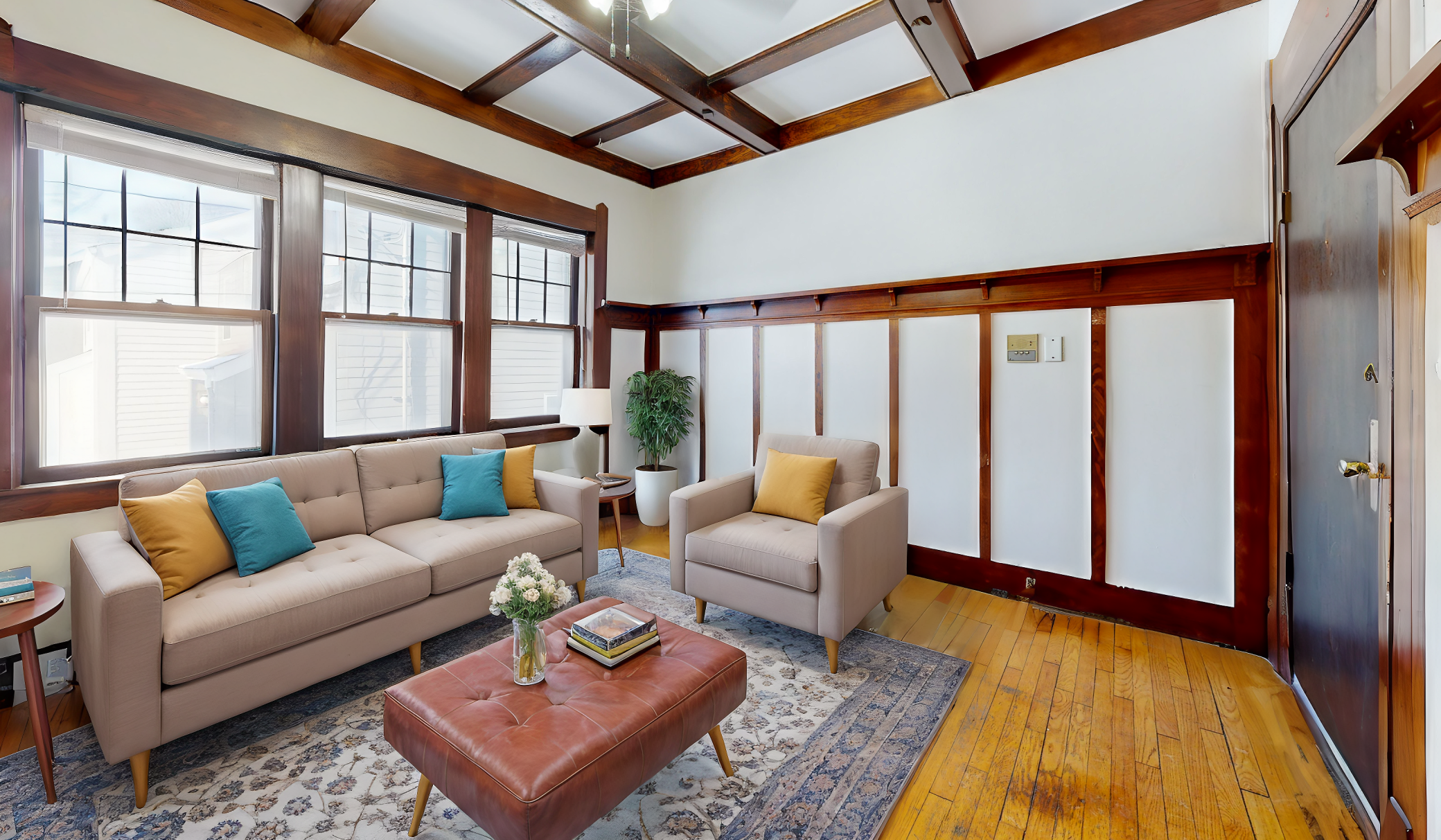 604  Holly Avenue, Saint Paul, MN