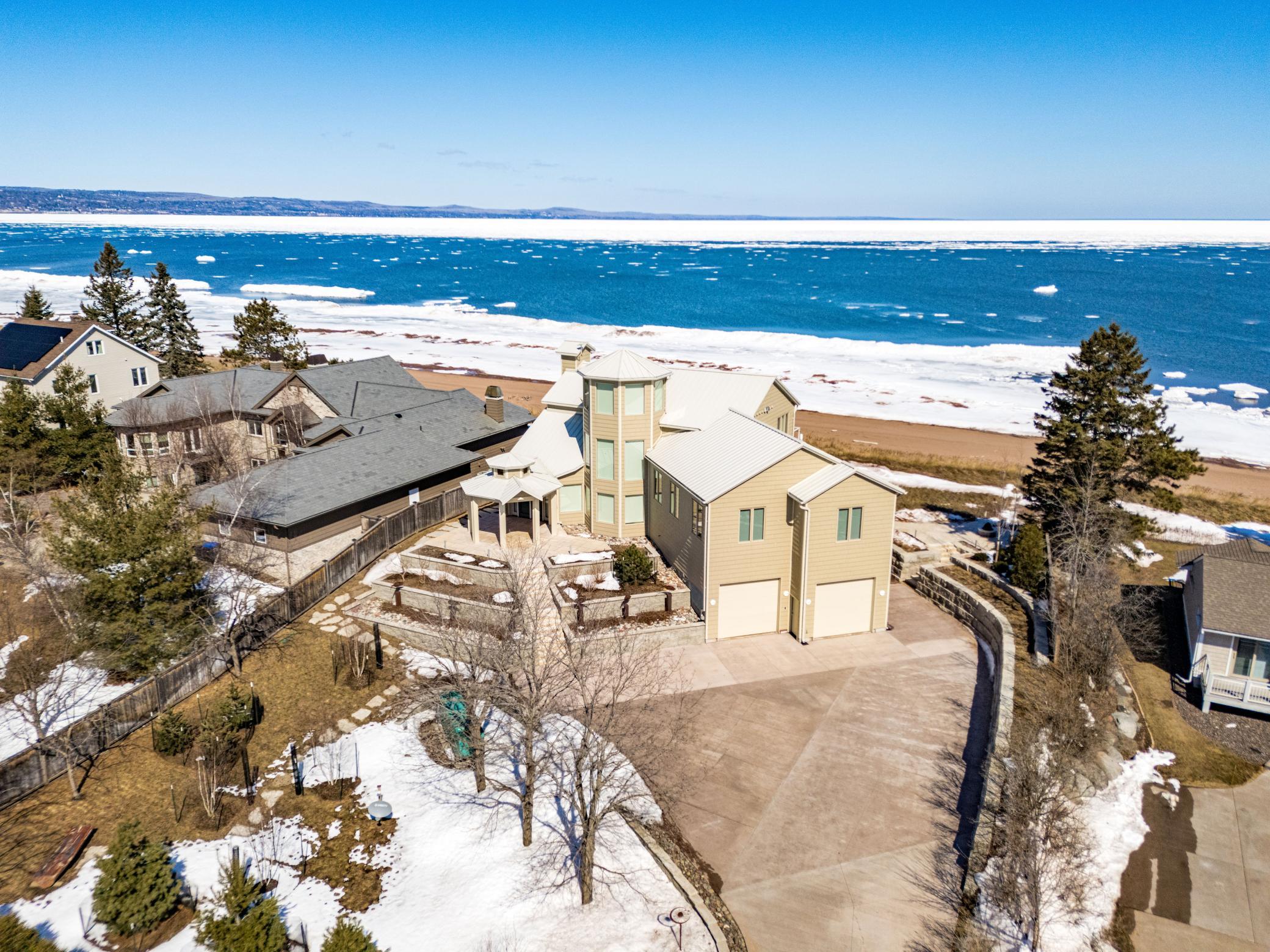 4202  Minnesota Avenue, Duluth, MN