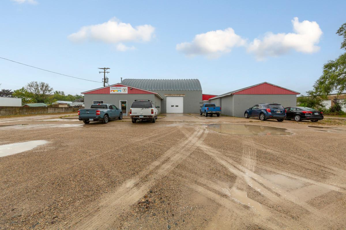 2108  8th Avenue NW, Faribault, MN