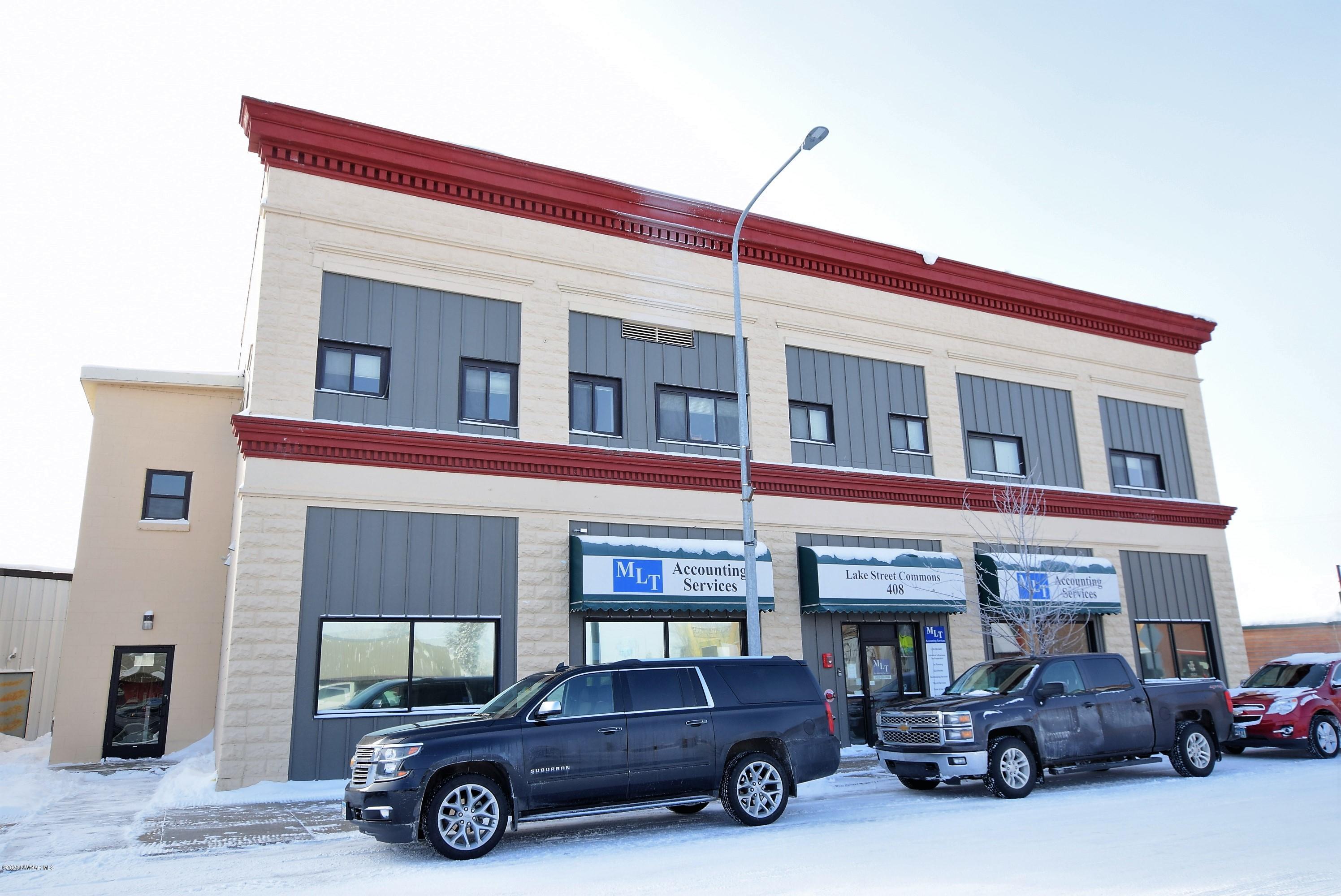 408  Lake Street NE, Warroad, MN