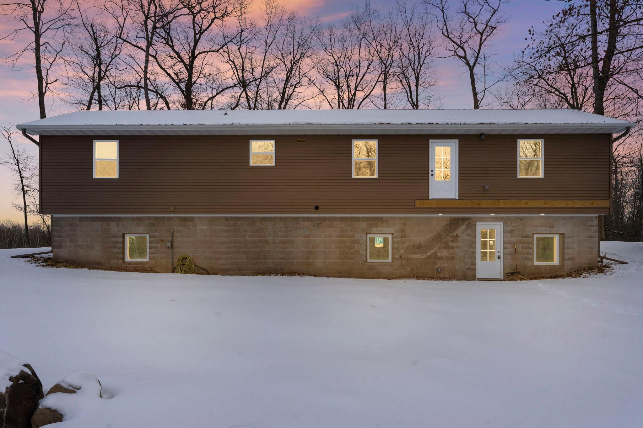 1782 US Highway  8, Saint Croix Falls, WI