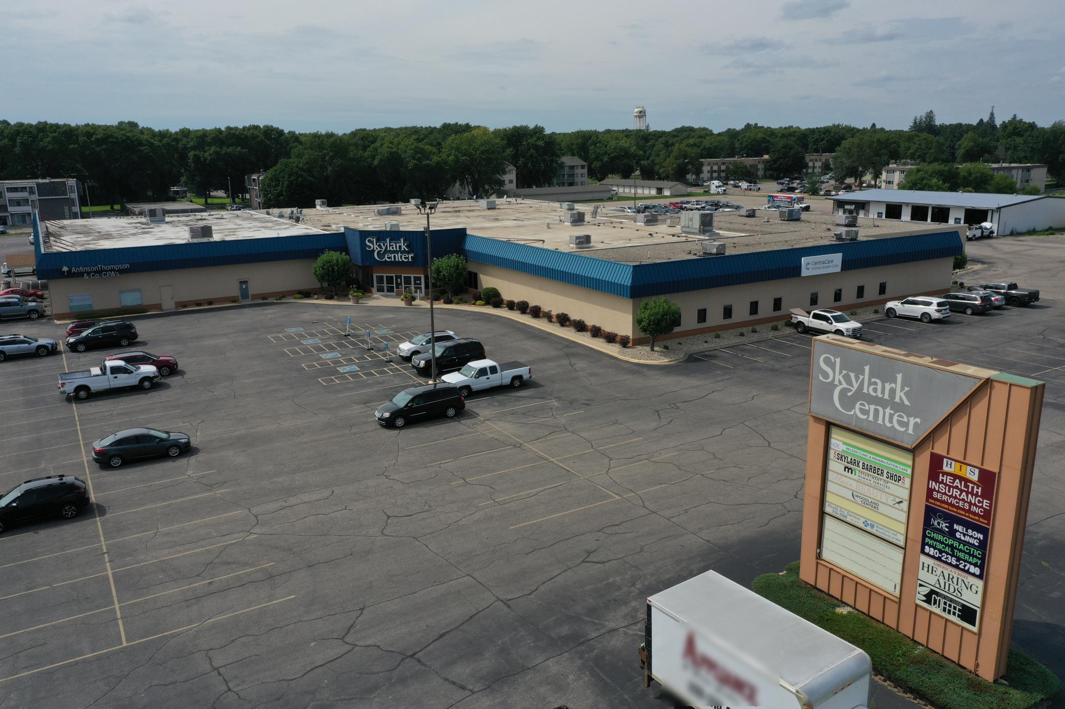 1604  1st Street S, Willmar, MN