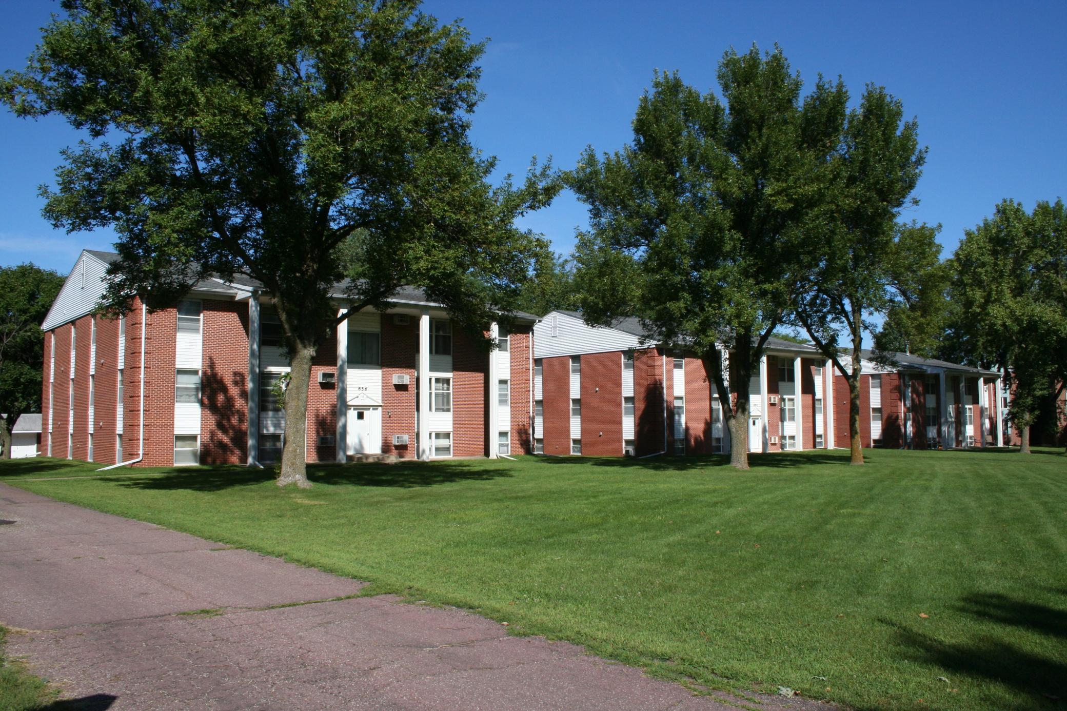 650  Summit Drive, Fairmont, MN