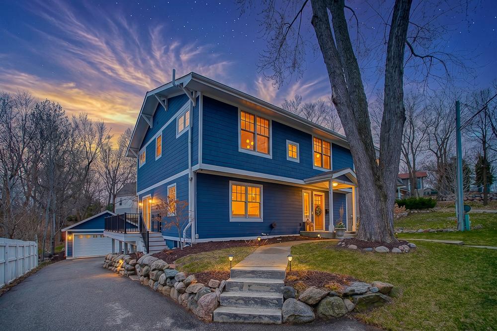 121  Courtland Street, Excelsior, MN