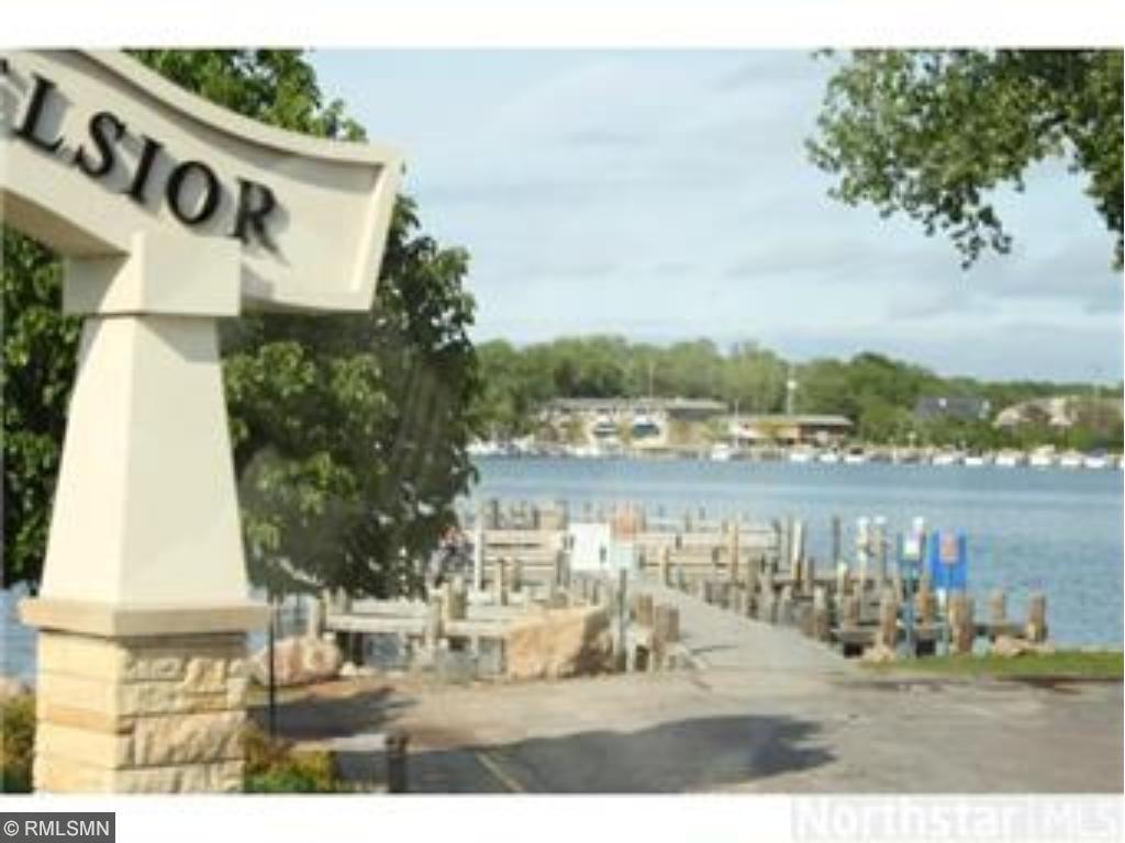 5545  Shorewood Lane, Excelsior, MN