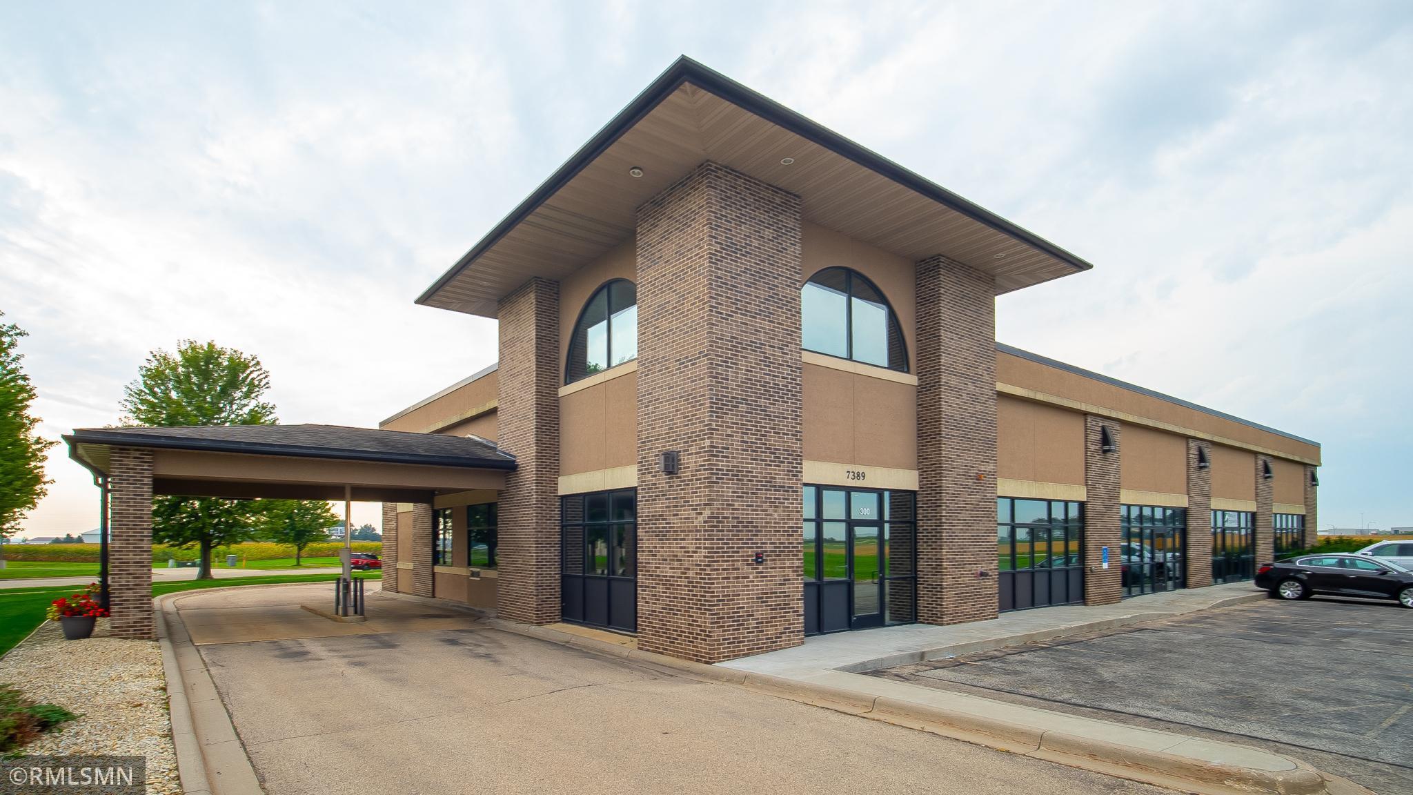 7389  Airport View Drive, Rochester, MN