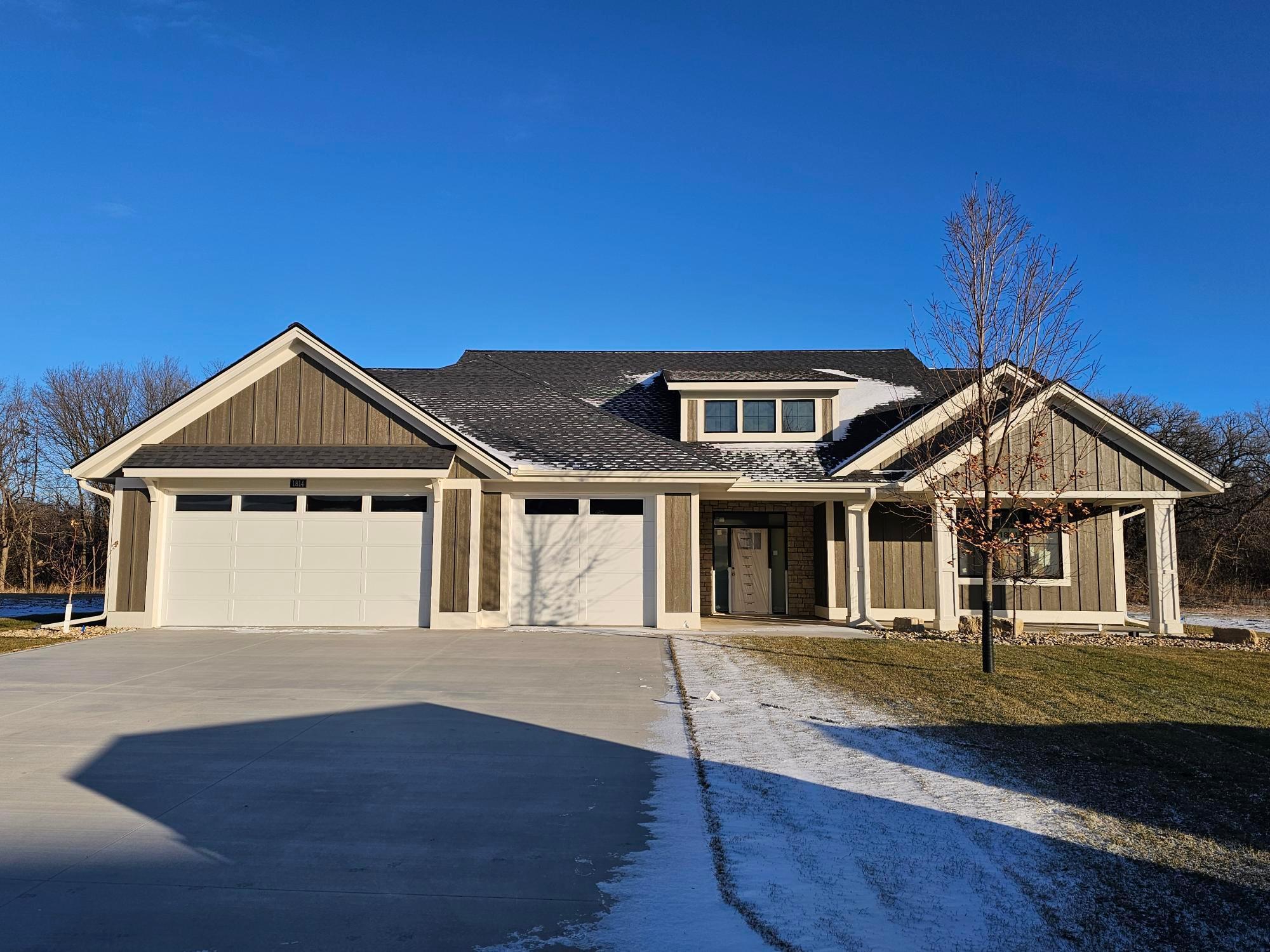 1814  Mayowood Court SW, Rochester, MN