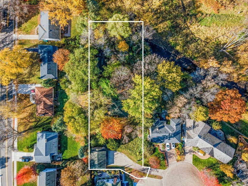 4023  Wood End Drive, Edina, MN