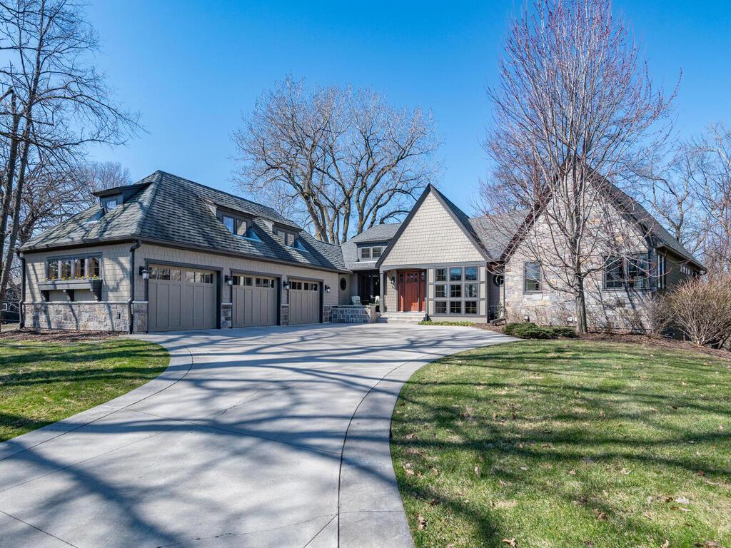 1912  Linner Woods Court, Wayzata, MN