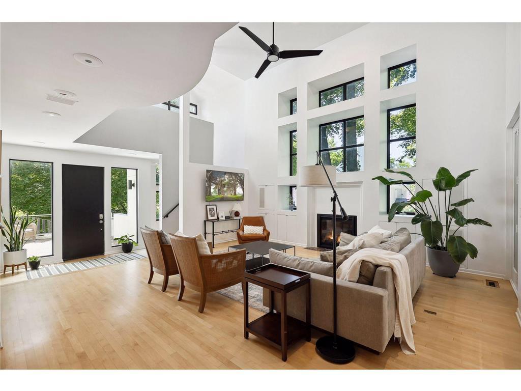 19750  Waterford Place, Excelsior, MN