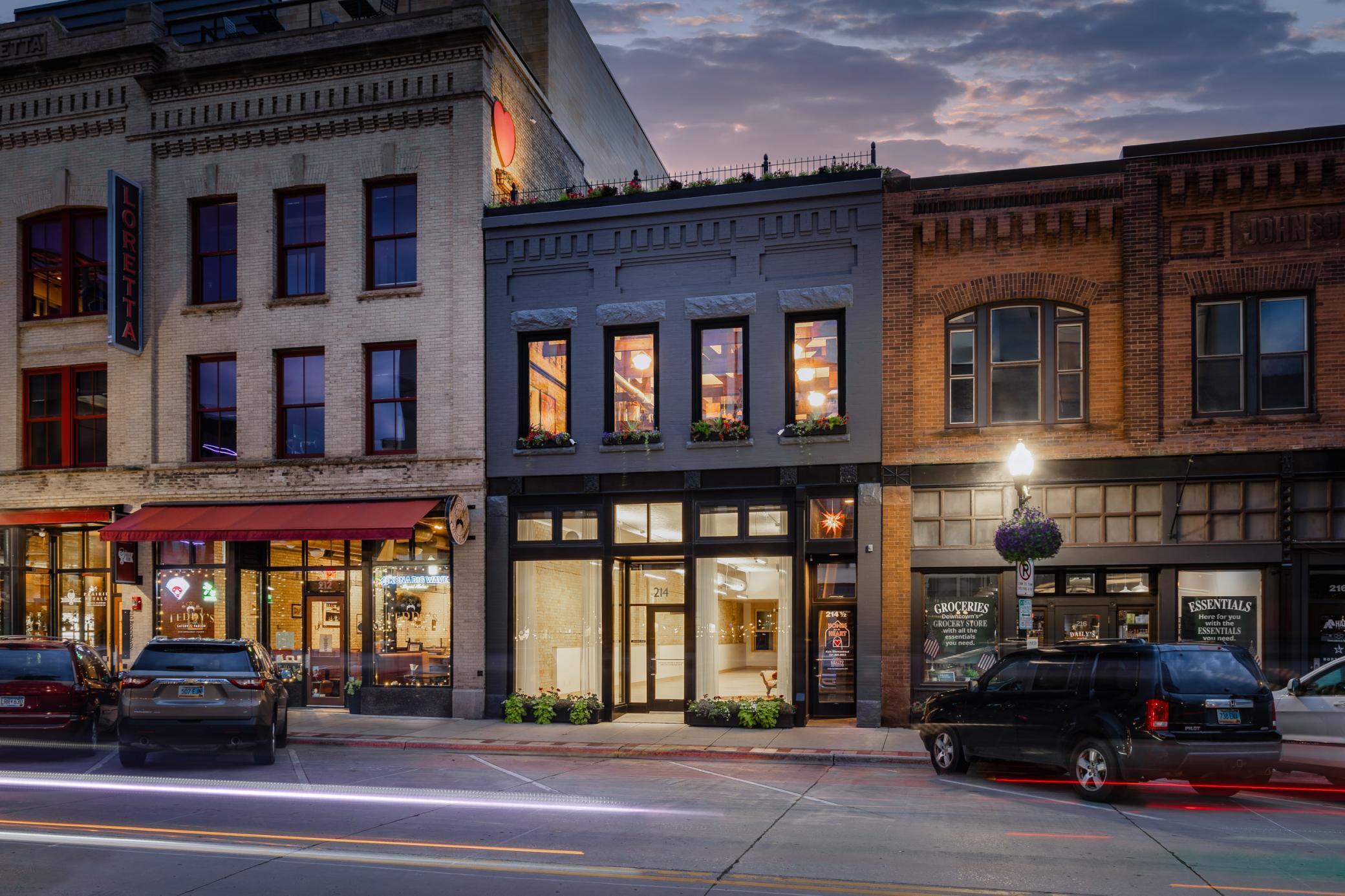 214 M  Broadway  N, Fargo, ND