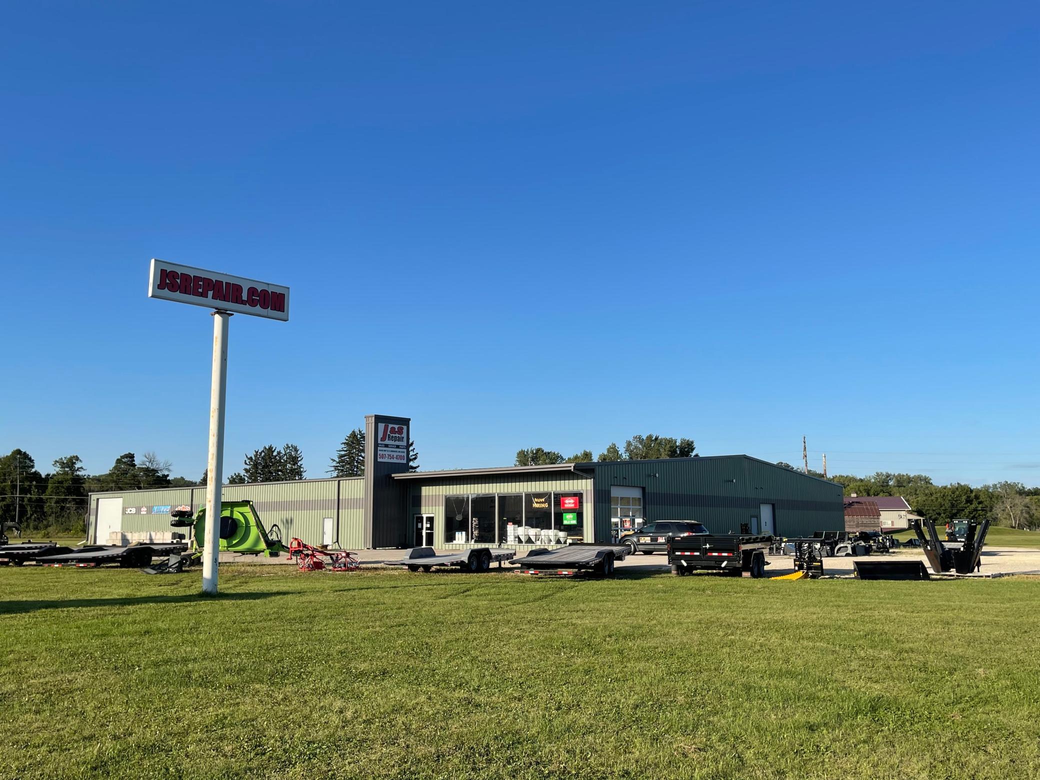 44490  Hwy 52 Boulevard, Zumbrota, MN