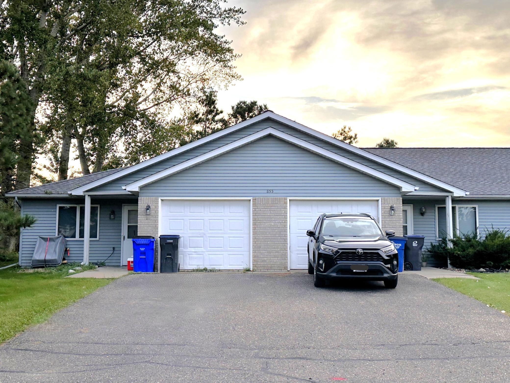855  Highview Drive, New Richmond, WI