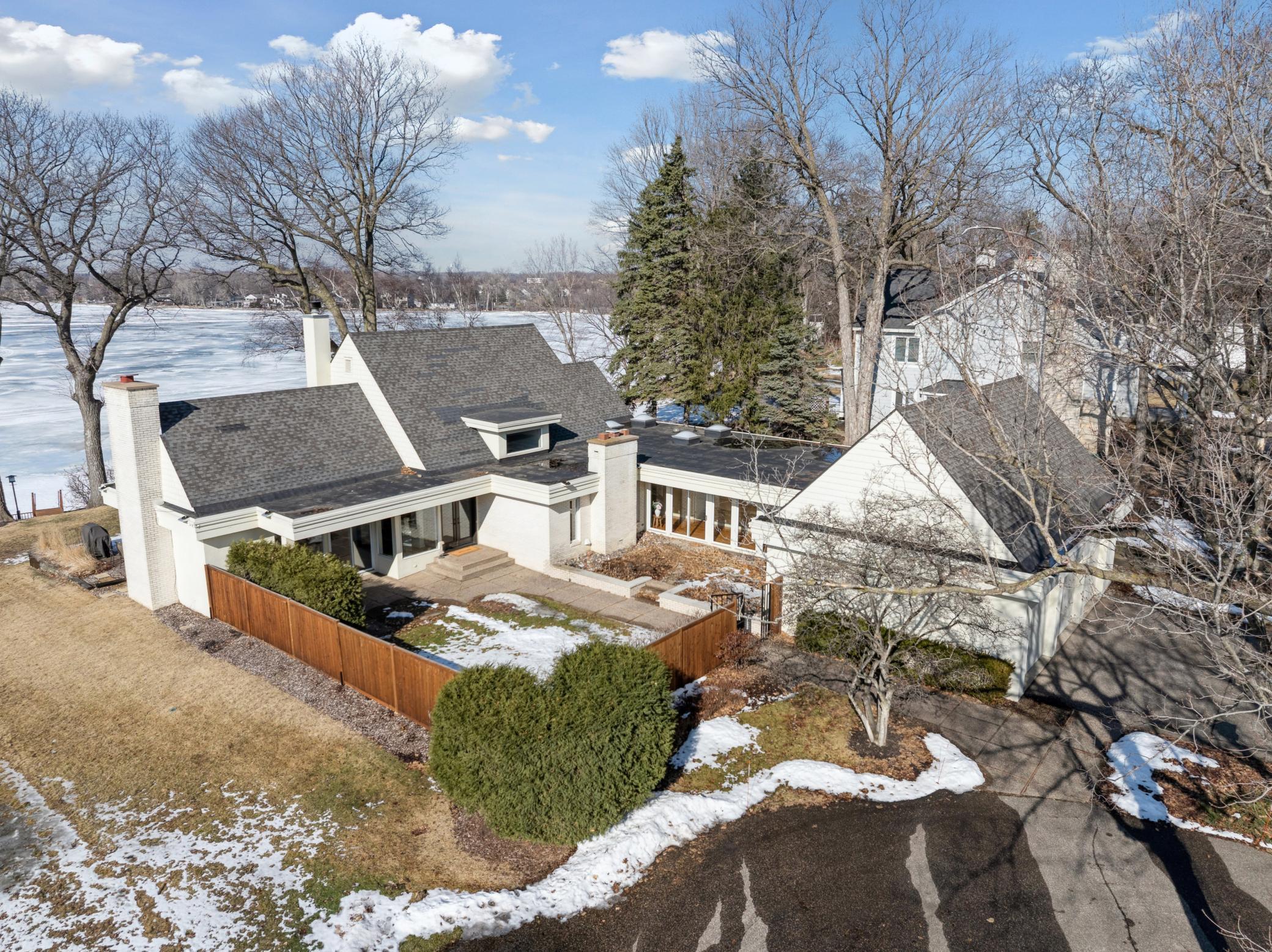 4770  Manitou Road, Excelsior, MN