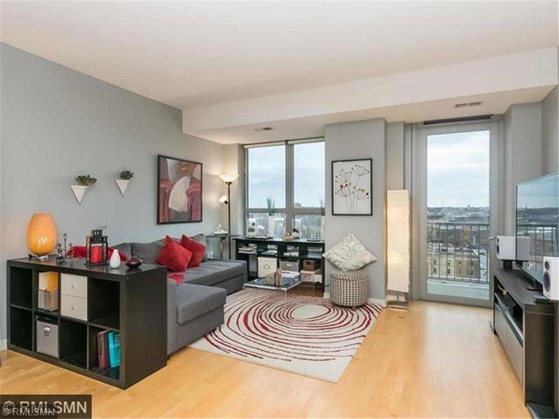 929  Portland Avenue, Minneapolis, MN