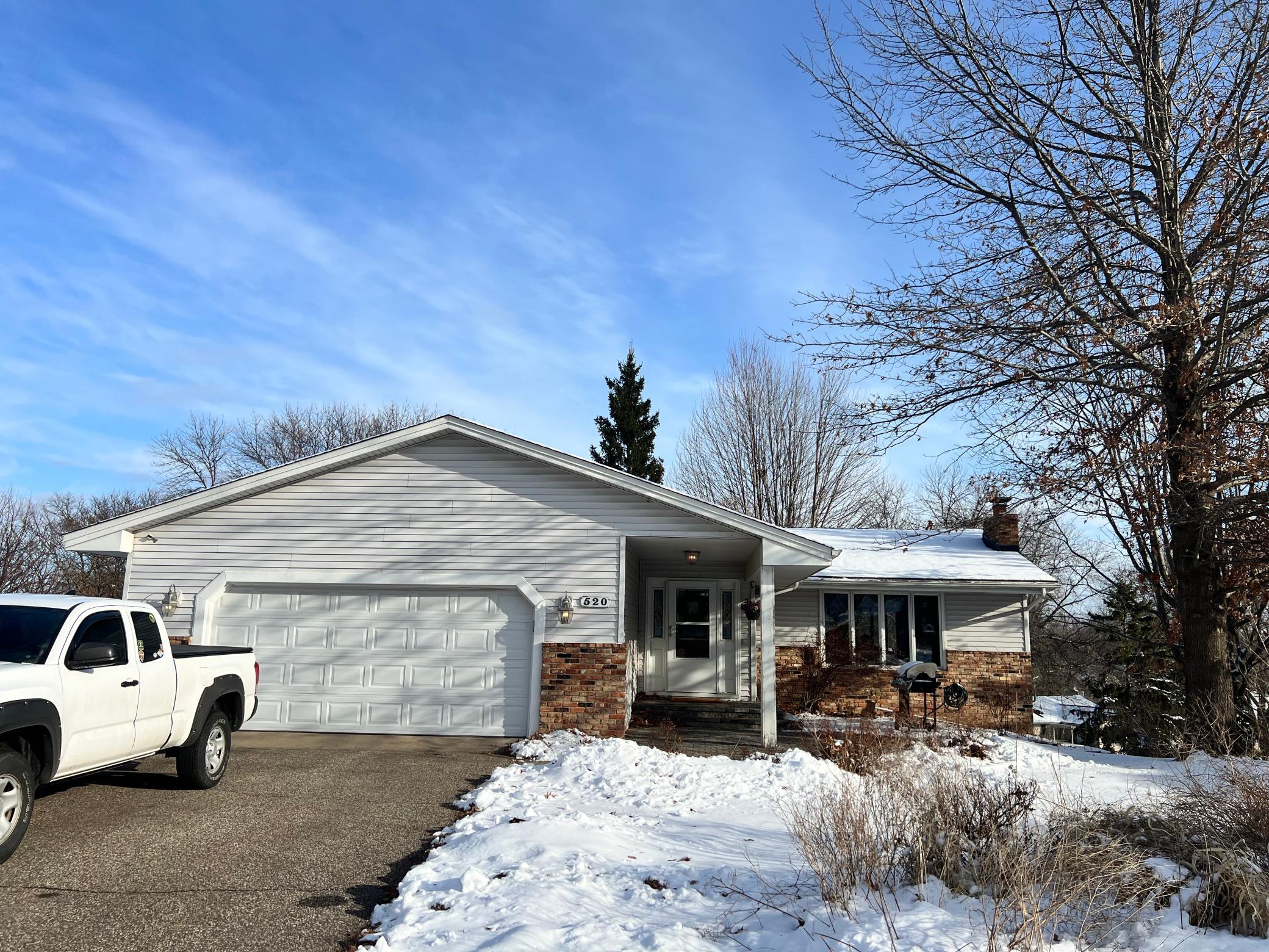 520  Lake Summit Court, Shoreview, MN
