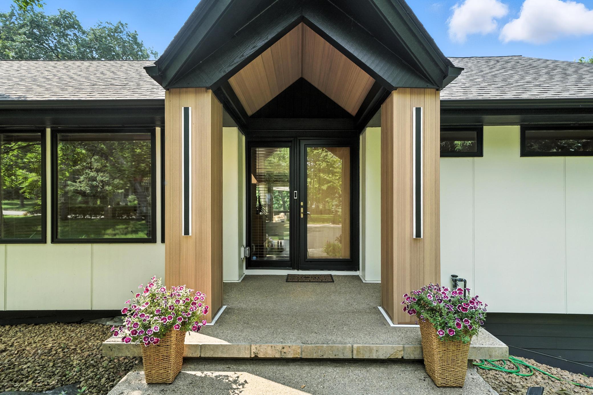 16515  Hilltop Terrace, Minnetonka, MN