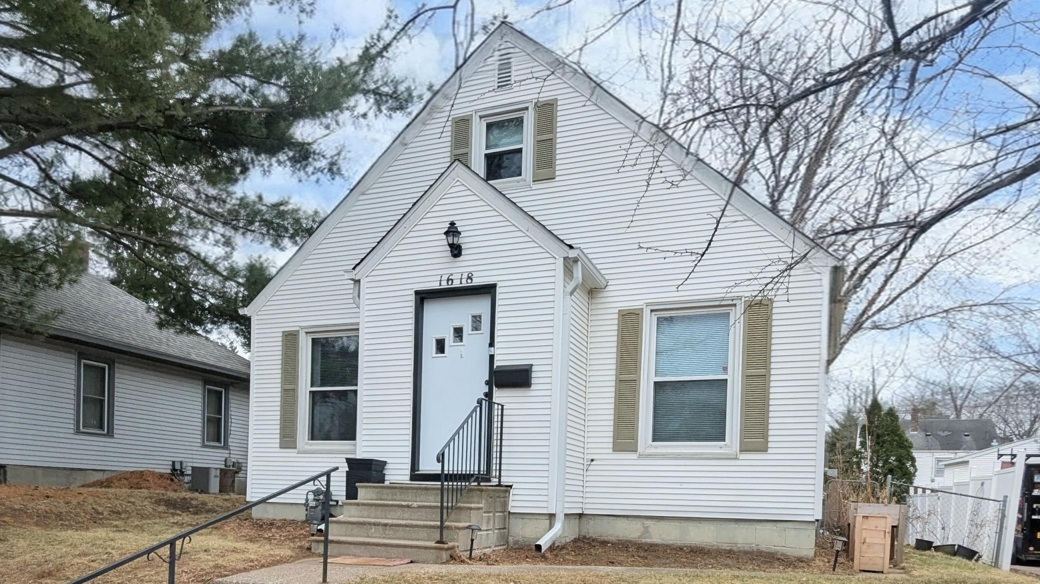 1618  Beech Street, Saint Paul, MN