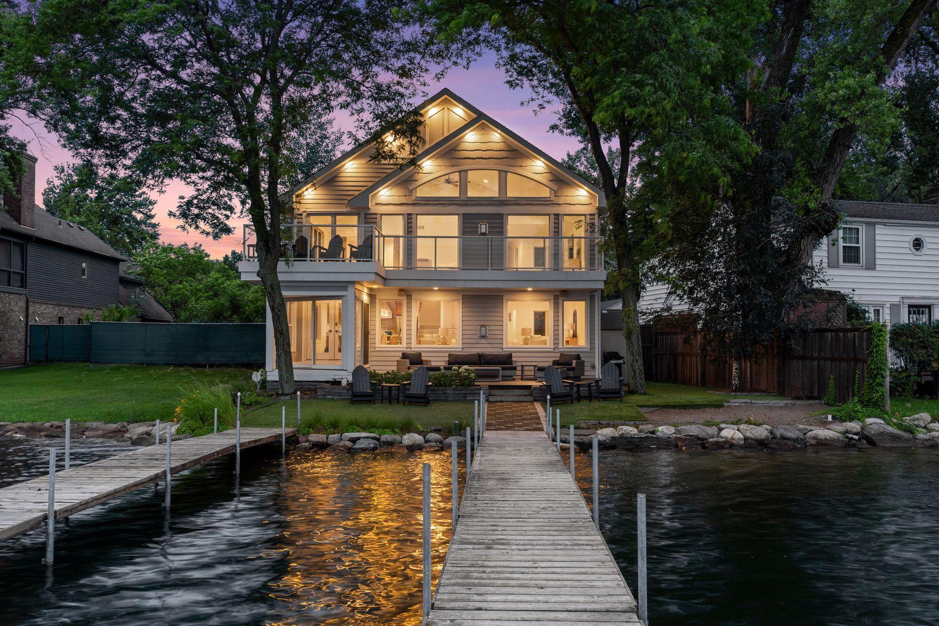 2807  McKenzie Point Road, Minnetonka, MN