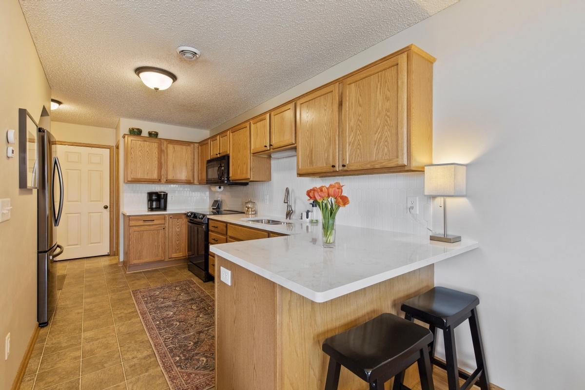 Sold River Falls, WI Condo St. Croix Co 5759255