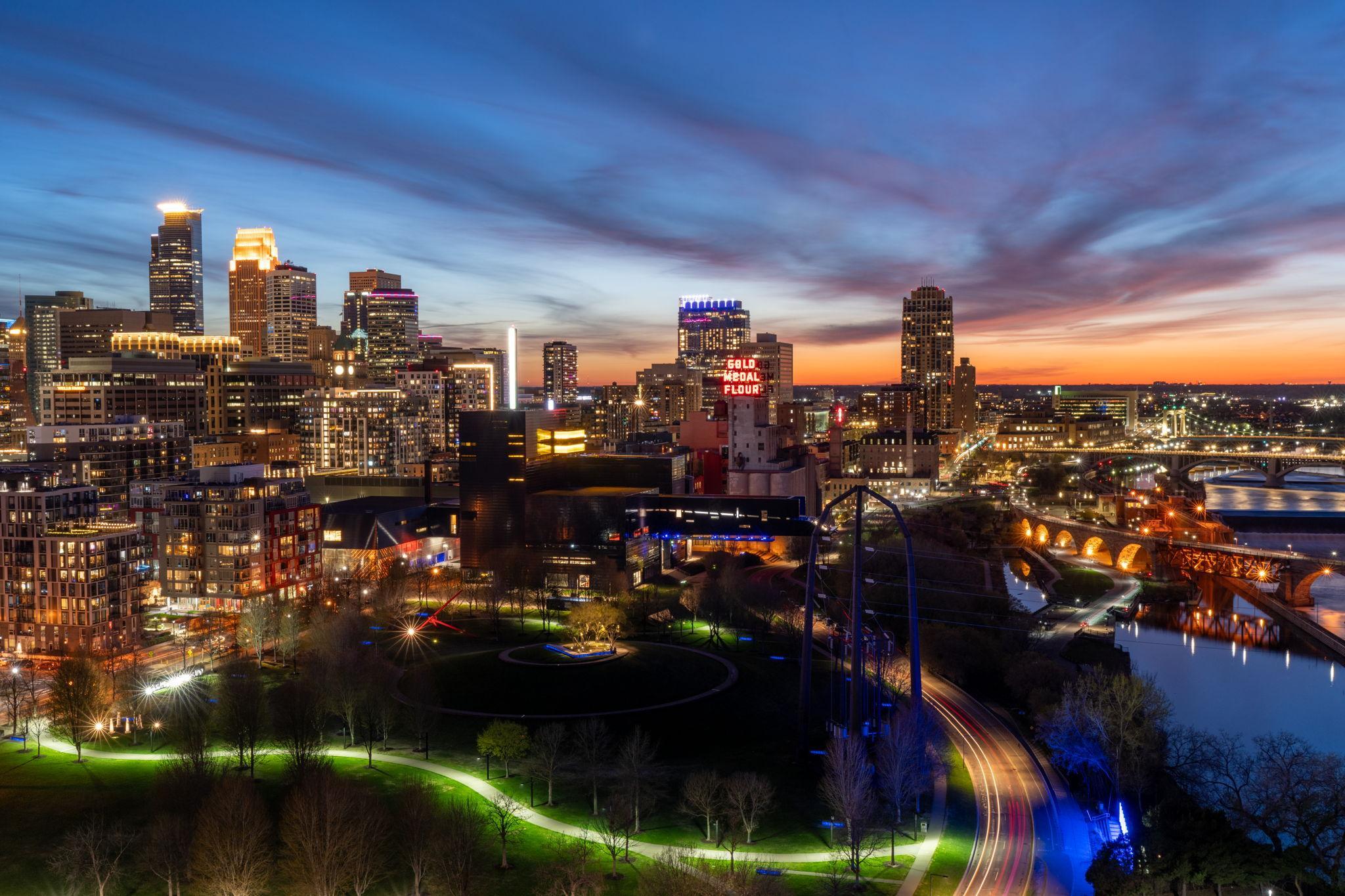 1111 W River Parkway, Minneapolis, MN
