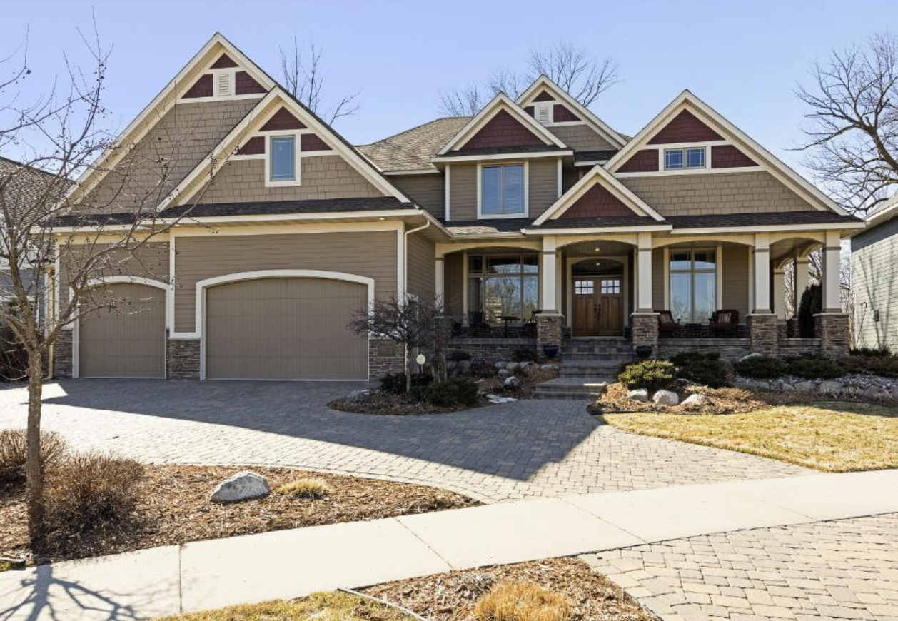 9951  Vagabond Court N, Maple Grove, MN