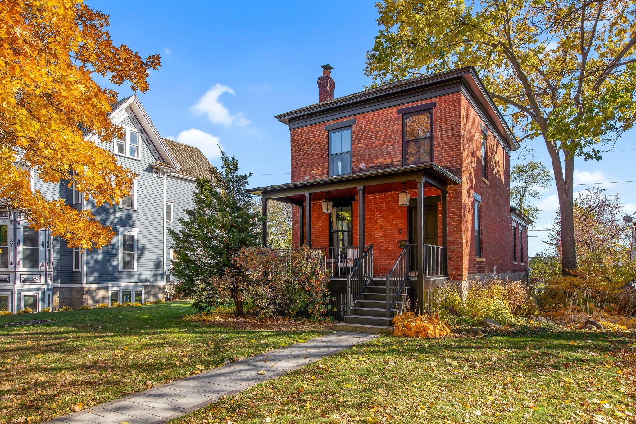 53  Irvine Park, Saint Paul, MN